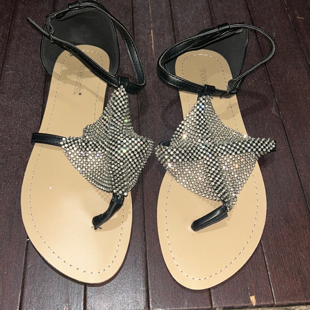 New shoedazzle rhinestone sandals